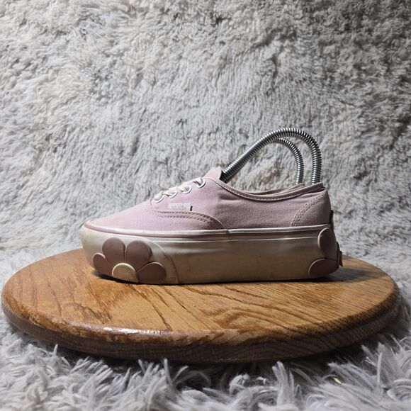 Vans Stackform Women US Size 5.5 Shoes Lilac Oversized Flowers Platform Sneakers - Picture 1 of 10